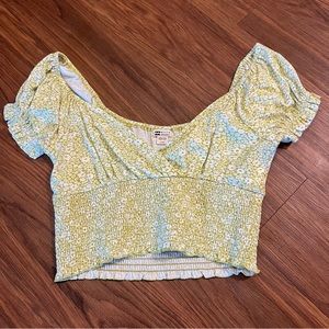 💚NWOT BILLABONG CROP TOP